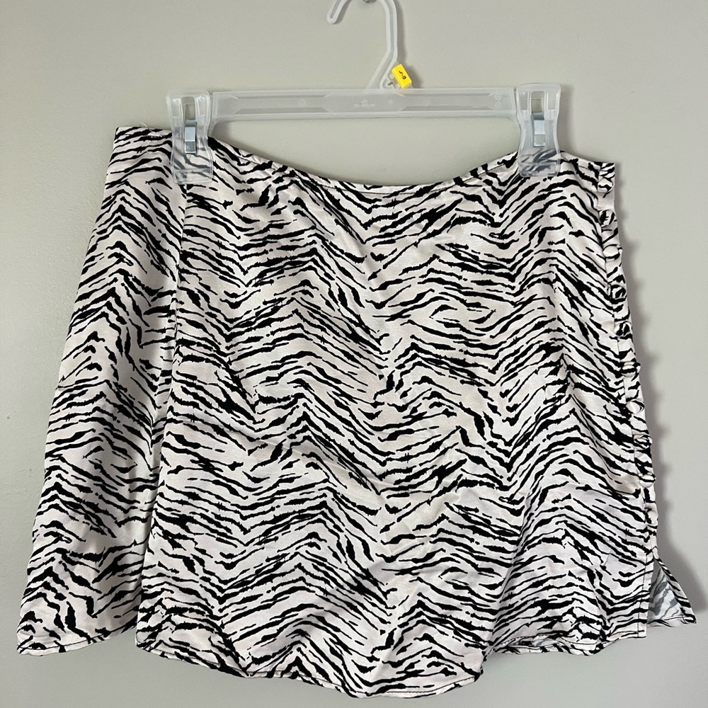 Zara skort